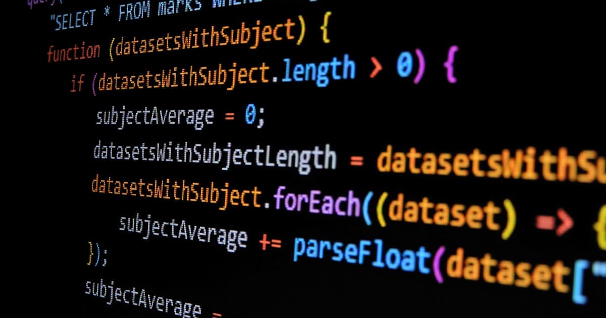 Vue.js vs React: Který framework zvolit pro firemní portál?